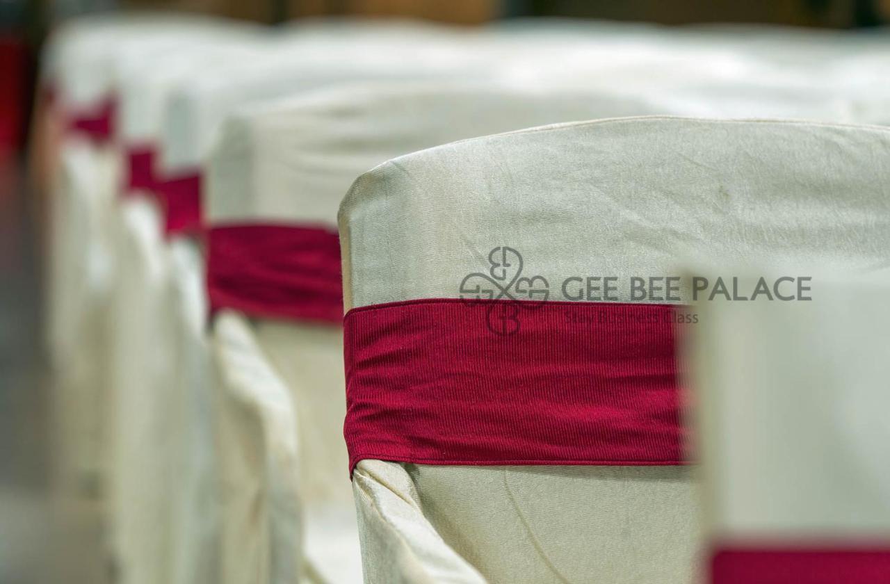 Gee Bee Palace Angamali Eksteriør bilde